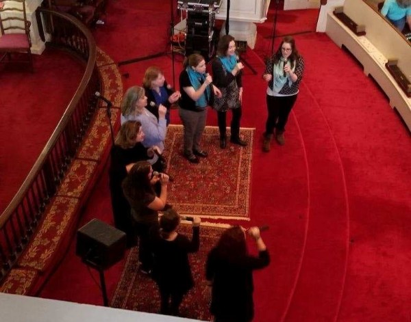 The Afternotes performing at the 2019 Live Free & Sing Festival